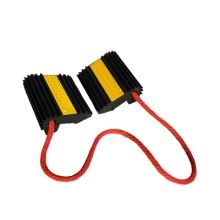 Chocks w/Rope - 2